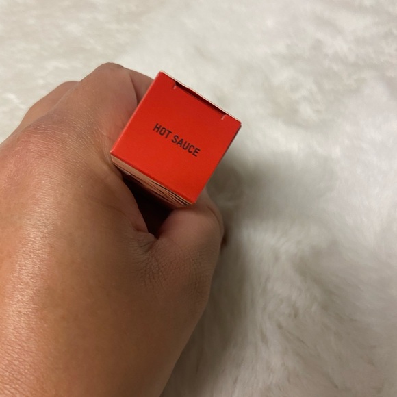 Bundle of 2 NEW KKW beauty Creme Lipstick Hot sauce red orange color - Picture 7 of 9